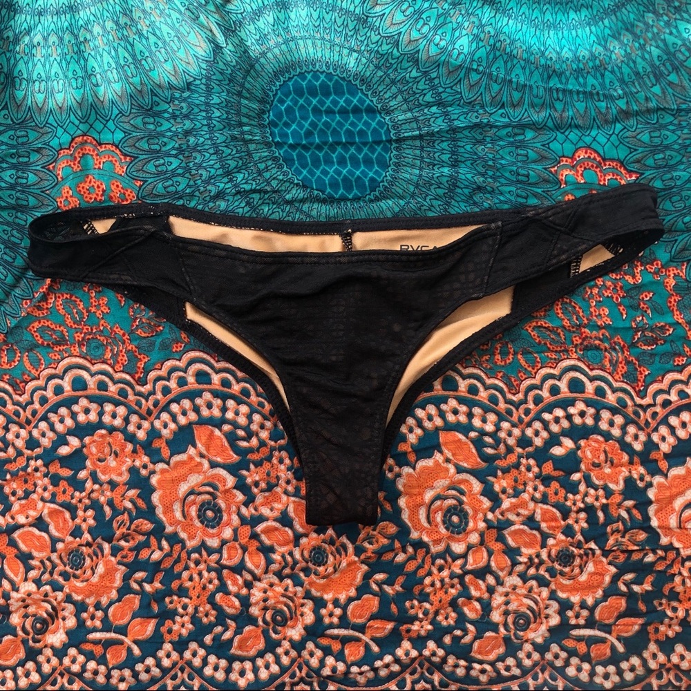 ❤️LAST CHANCE❤️RVCA Cheeky Bikini Bottoms